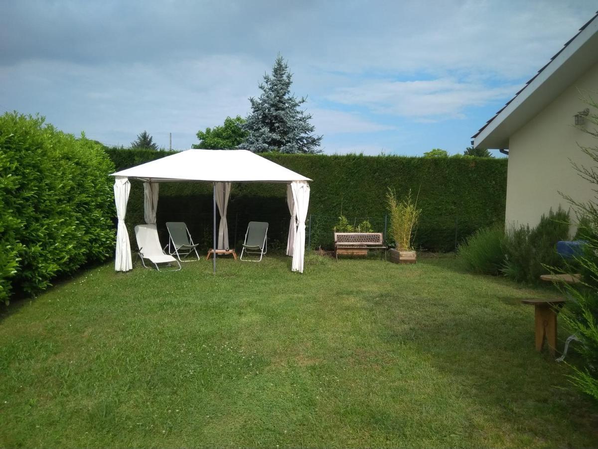 Chambre Privee Badet Salles  Zewnętrze zdjęcie